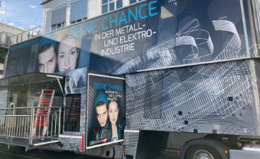 Der M+E-InfoTruck zu Gast am Standort Nürnberg